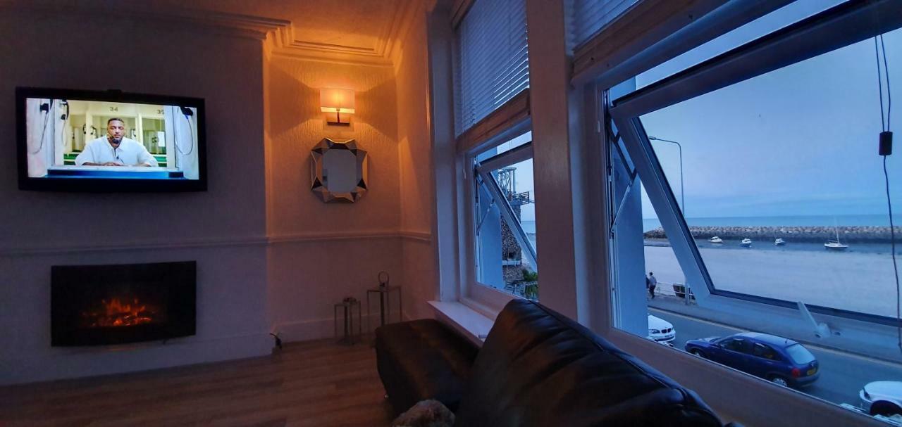 Apartmán Harbour View Rhôs-on-Sea Exteriér fotografie